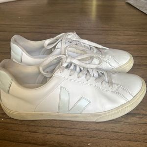 Veja sneakers sz 8